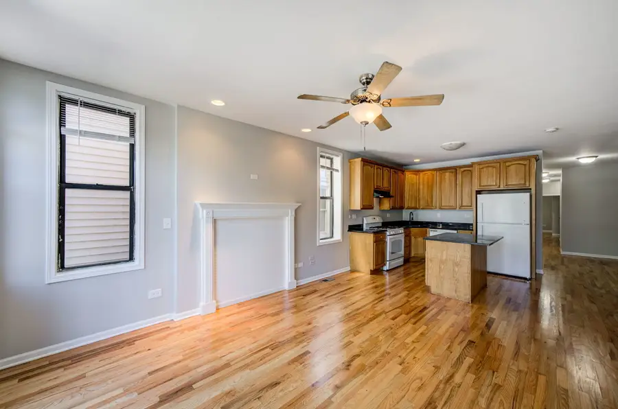 947 W 51st Street, Chicago, IL 60609 - Image #2