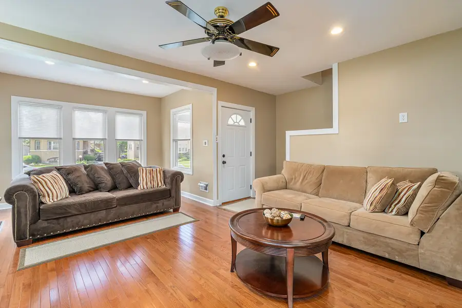 1627 S 14th Avenue, Maywood, IL 60153 - #2