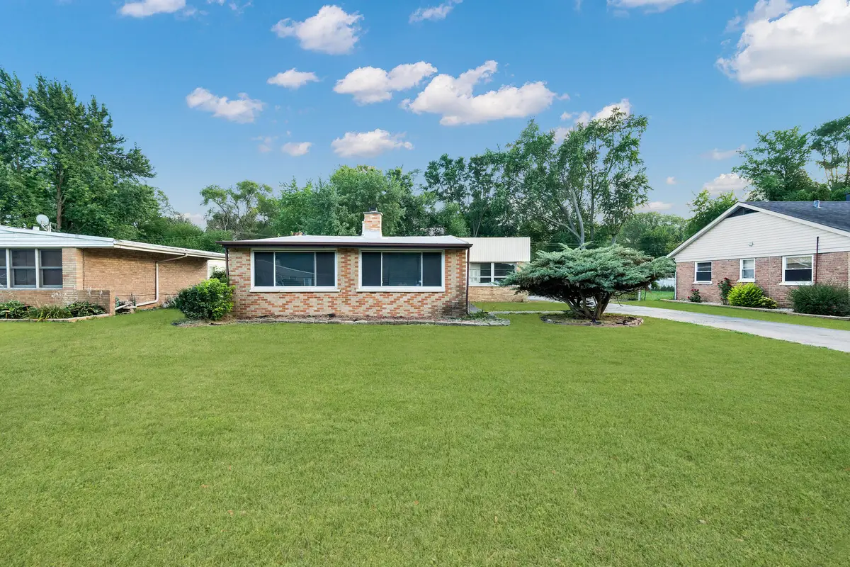 15300 Parkside Drive, Markham, IL 60428 - Image #1