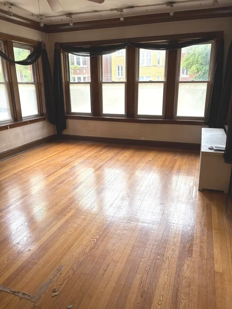 7713 S Cornell Avenue, Chicago, IL 60649 - Image #3