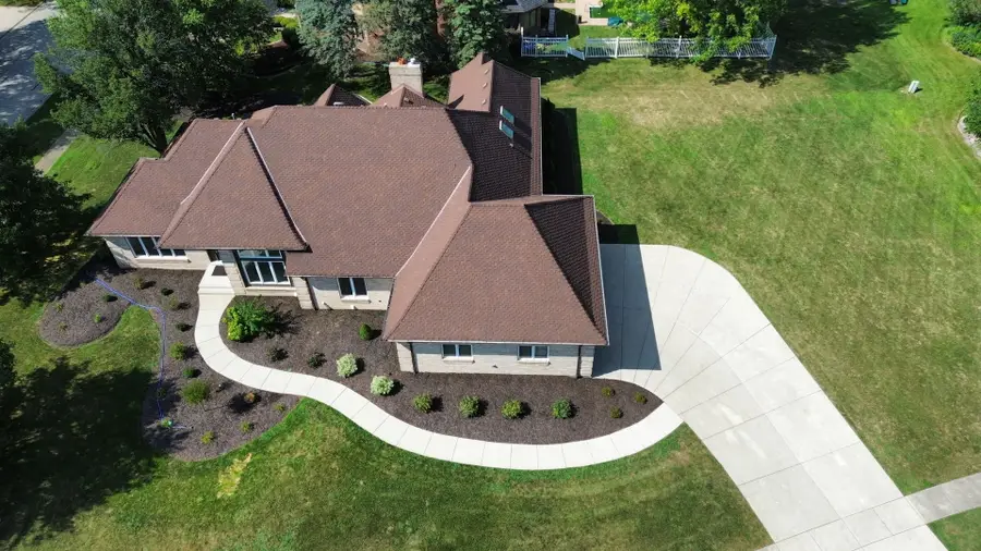 12657 Lake View Drive, Orland Park, IL 60467 - Image #2