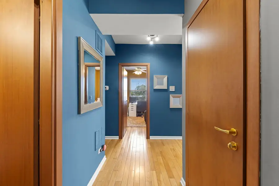 5054 N Troy Street #3, Chicago, IL 60625 - Image #2