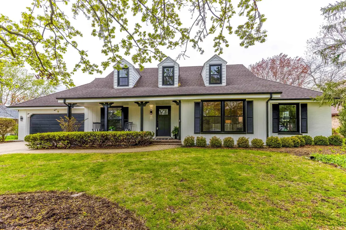 8 Pheasant Row, Lincolnshire, IL 60069 - Image #1