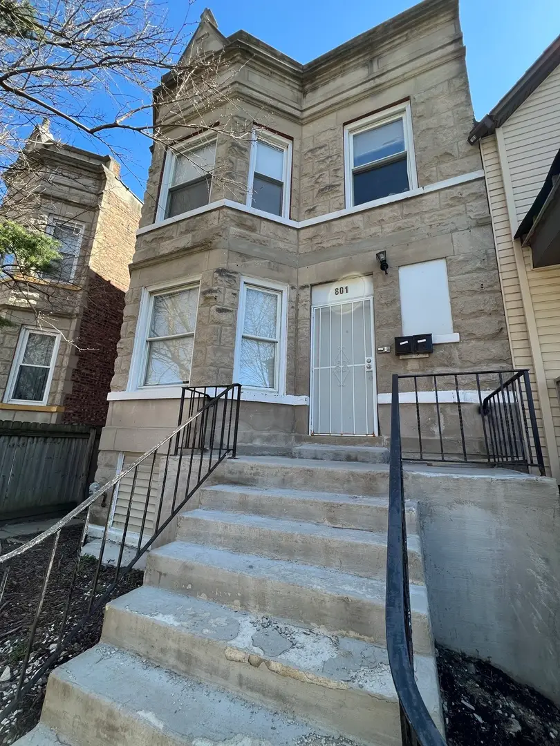 801 S Kedvale Avenue, Chicago, IL 60624 - Image #1