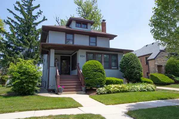 934 N Kenilworth Avenue, Oak Park, IL 60302