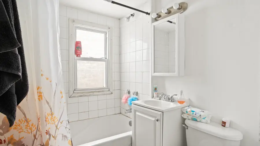 1226 S 50th Court, Cicero, IL 60804 - Image #3