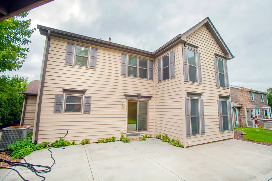 2705 Colonial Drive, Elgin, IL 60124 - Image #3