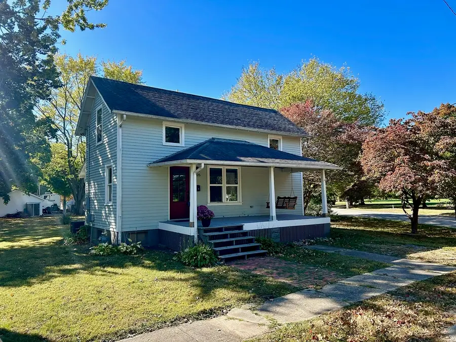 805 W Blaine Street, Monticello, IL 61856 - Image #2