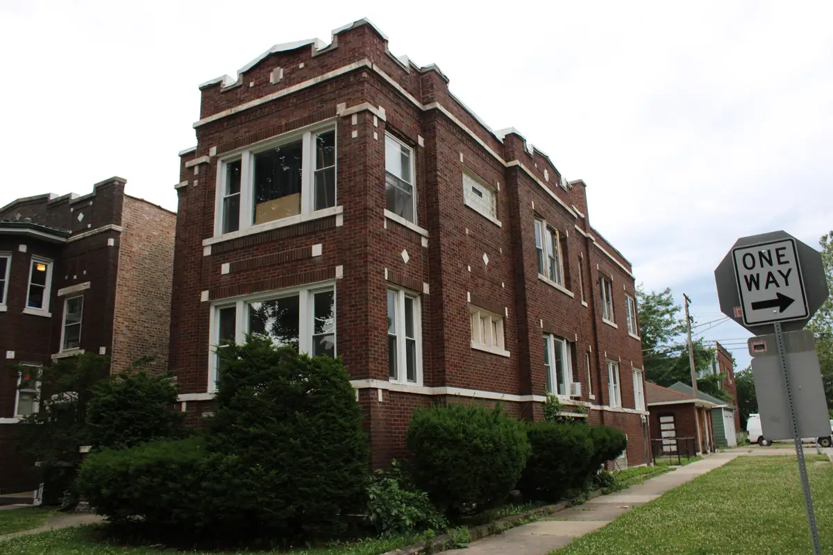 2102 Gunderson Avenue, Berwyn, IL 60402 - Image #1