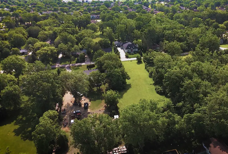 2822 Jackson Drive, Arlington Heights, IL 60004 - Image #2