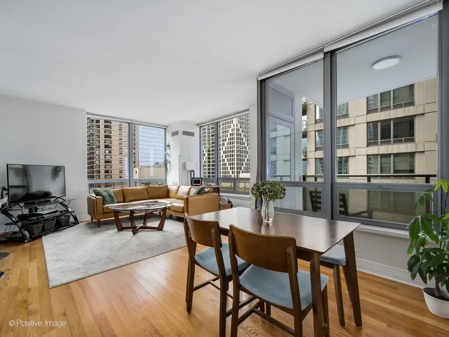 Address Withheld By Seller, Chicago, IL 60610 - #3