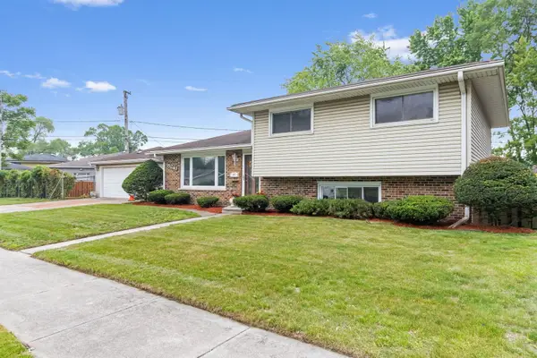 15240 Woodlawn Avenue, Dolton, IL 60419