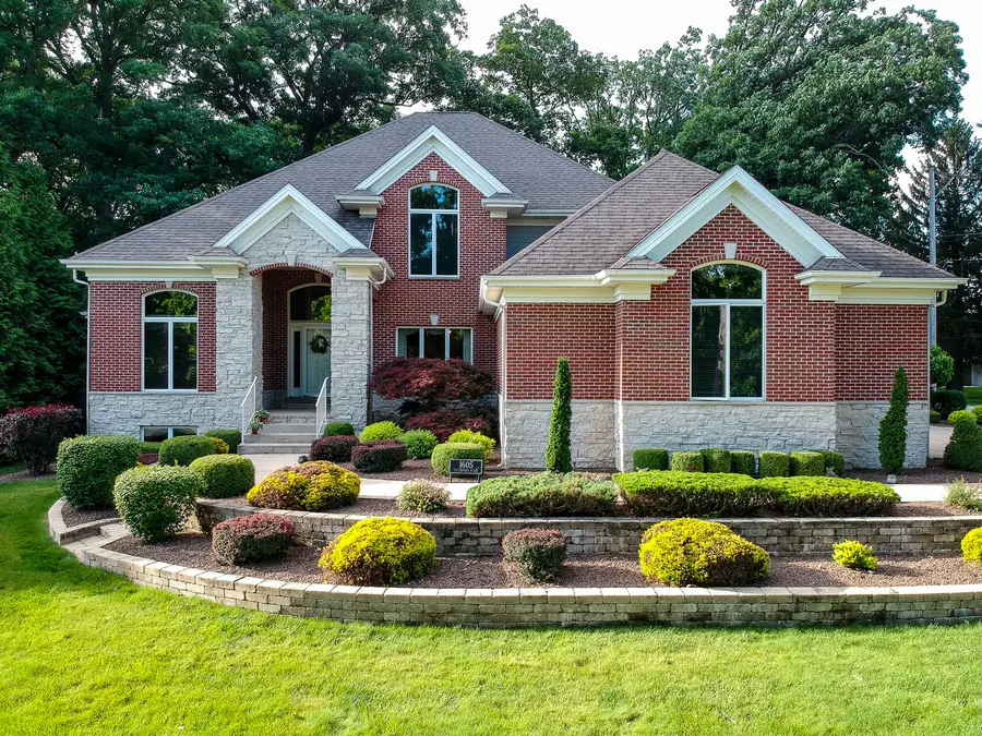 1605 Waterford Place, Bourbonnais, IL 60914 - Image #2