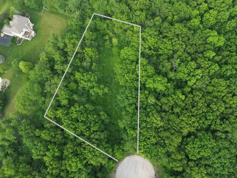 7106 Forest Oak Drive, McHenry, IL 60050 - Image #1