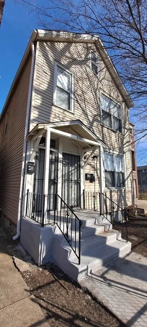 6907 S Cornell Avenue, Chicago, IL 60649 - Image #1