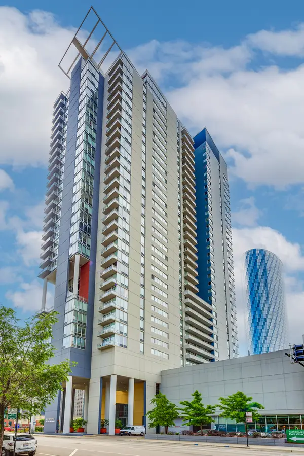 737 W Washington Boulevard #3608, Chicago, IL 60661