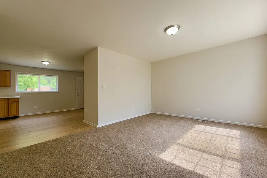 2313 Joppa Avenue, Zion, IL 60099 - Image #2