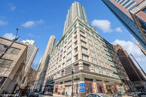 100 E Huron Street #3501, Chicago, IL 60611