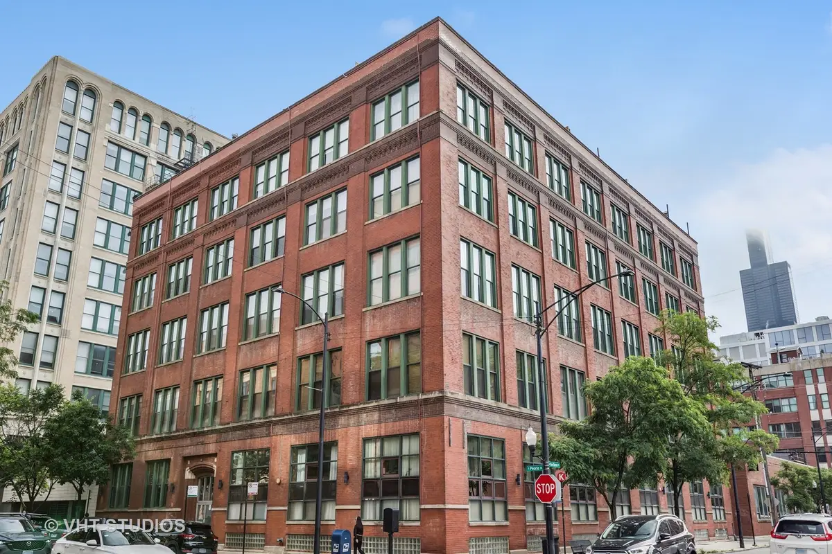 331 S Peoria Street #206, Chicago, IL 60607 - Image #1