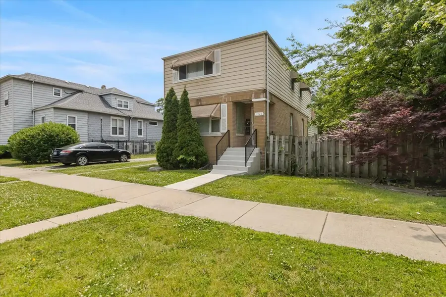 1721 W Steuben Street, Chicago, IL 60643 - Image #3