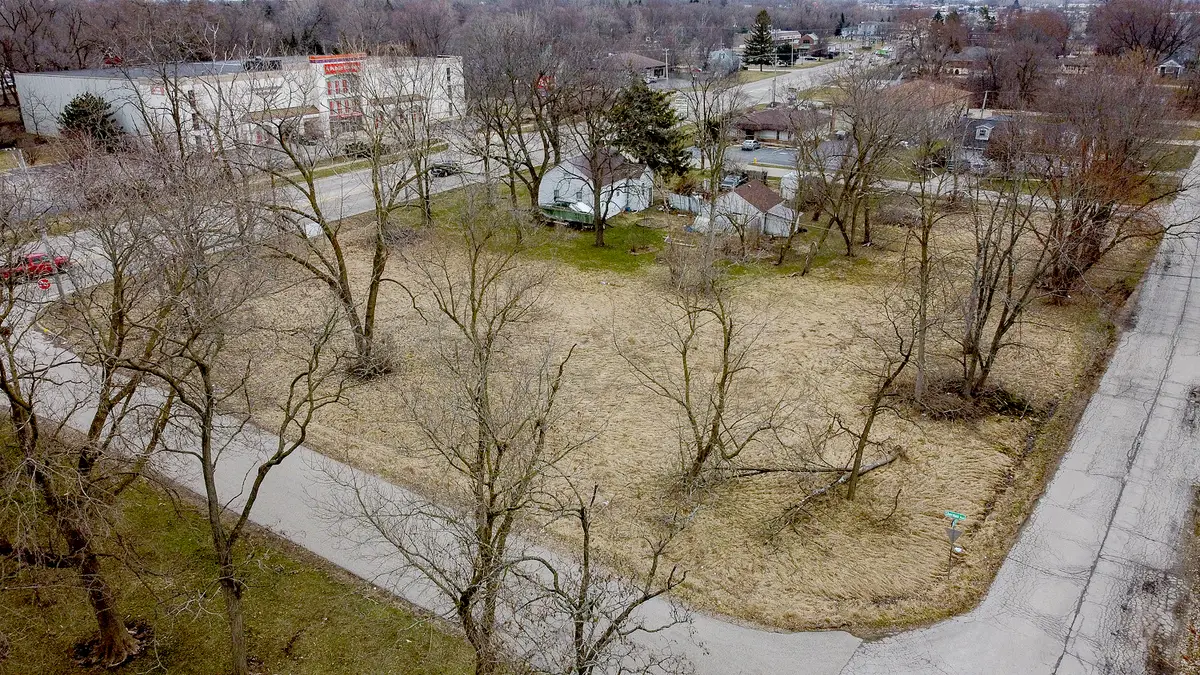 1430 N Green Bay Road, Waukegan, IL 60085 - Image #1