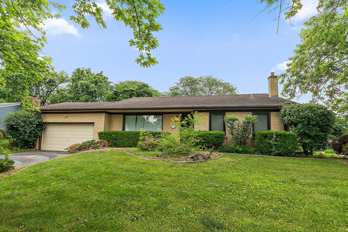 500 Bunning Drive, Downers Grove, IL 60516 - Image #1