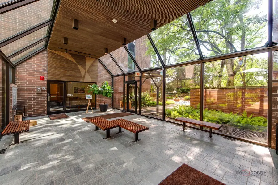 2200 Bouterse Street #407, Park Ridge, IL 60068 - Image #2