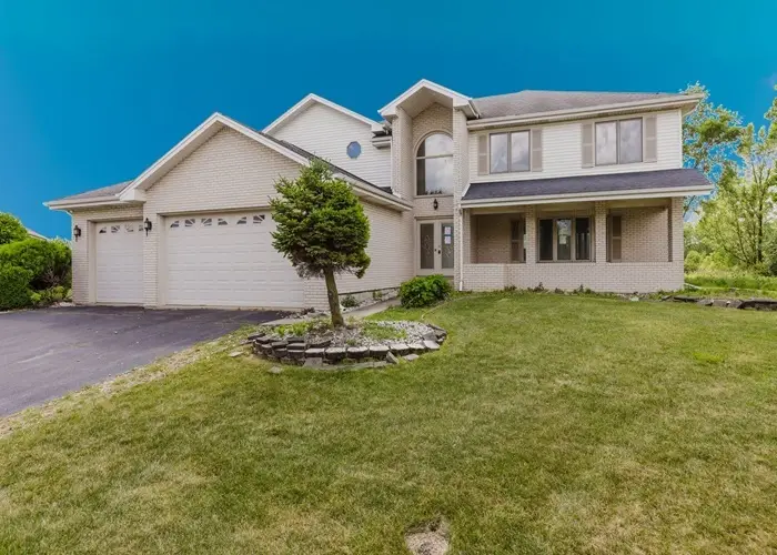 340 Maryview Court, Matteson, IL 60443 - Image #2