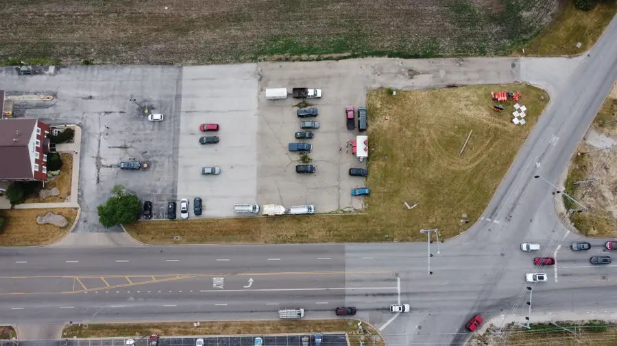 1220 Mitchell Road, Aurora, IL 60507 - Image #3