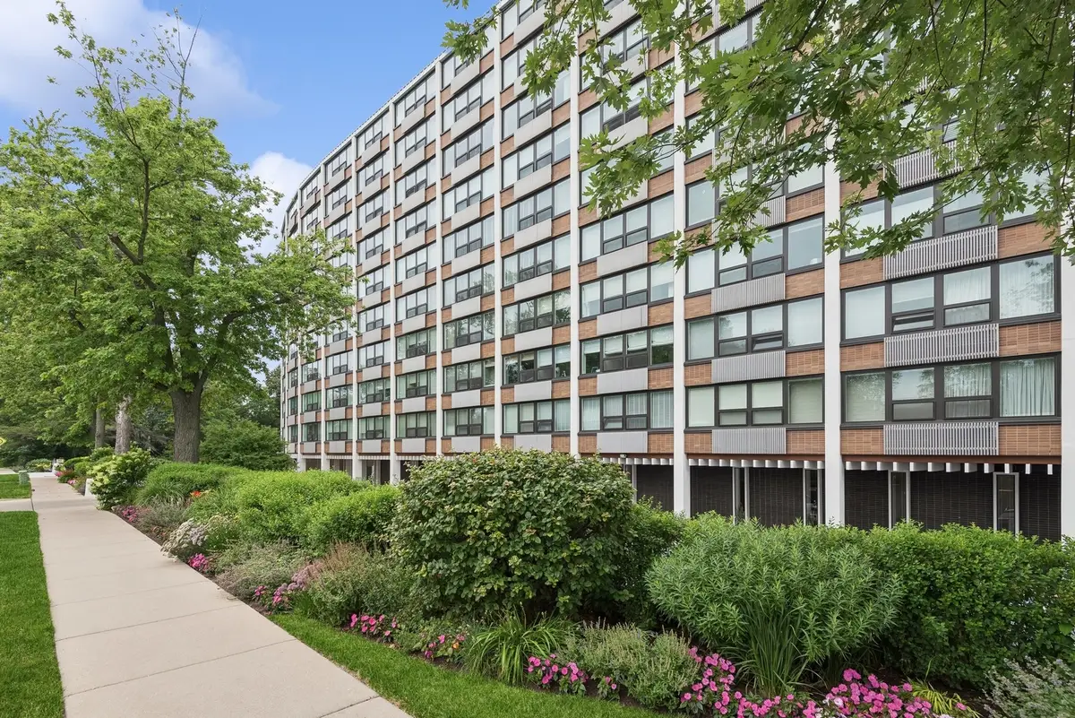 1630 Sheridan Road #4M, Wilmette, IL 60091 - #1