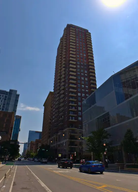 41 E 8th Street #1702, Chicago, IL 60605 - Image #1
