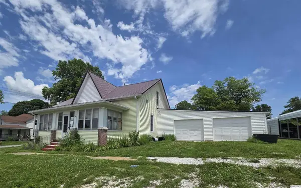 112 N Walnut, Versailles, IL 62378