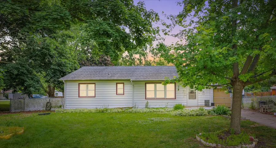 10 Park Lawn Street, Paxton, IL 60957 - Image #2