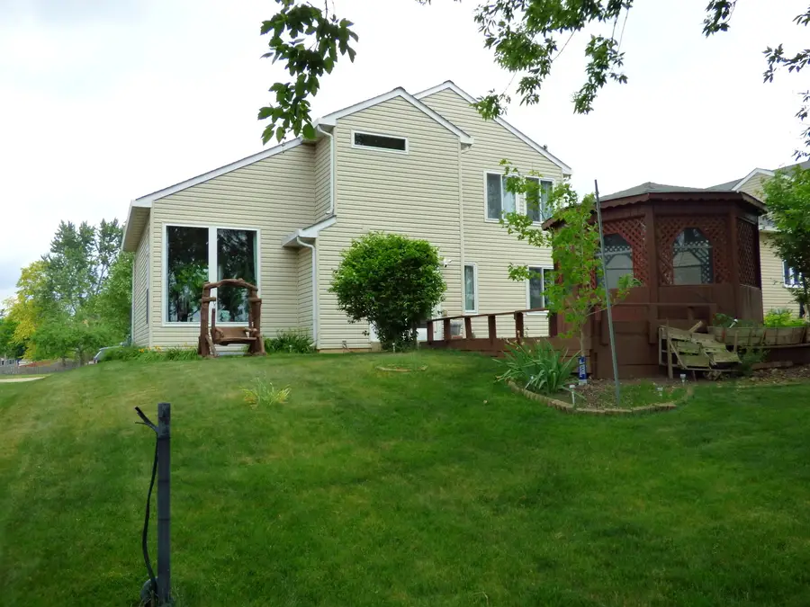 432 Thunder Ridge, Lake In The Hills, IL 60156 - Image #2