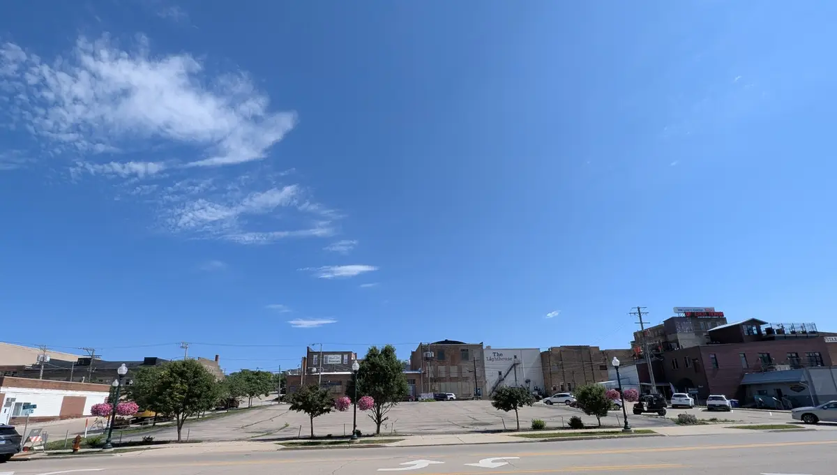 69 S Ottawa Avenue, Dixon, IL 61021 - Image #1