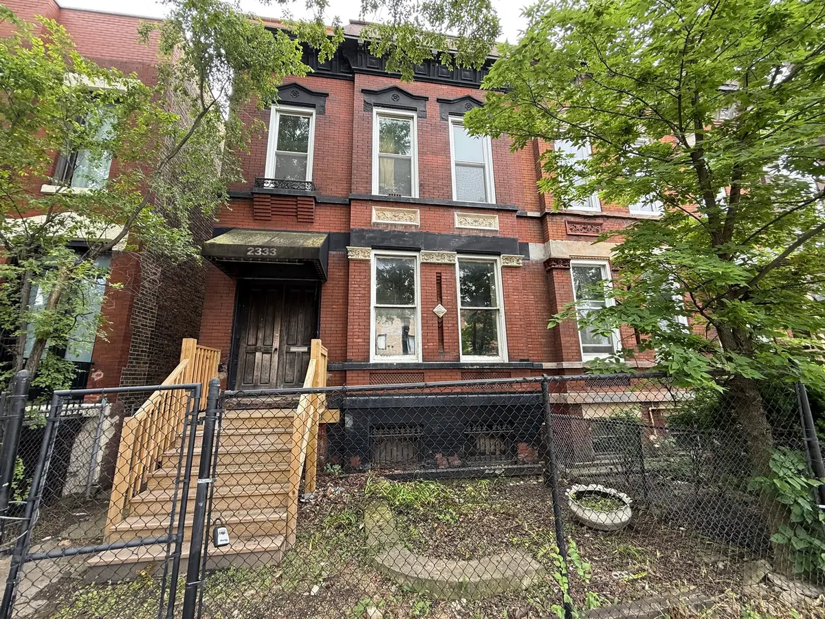 2333 W Warren Boulevard, Chicago, IL 60612 - Image #1