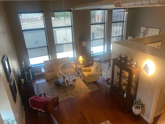 212 N Center Street #205, Bloomington, IL 61701 - Image #3