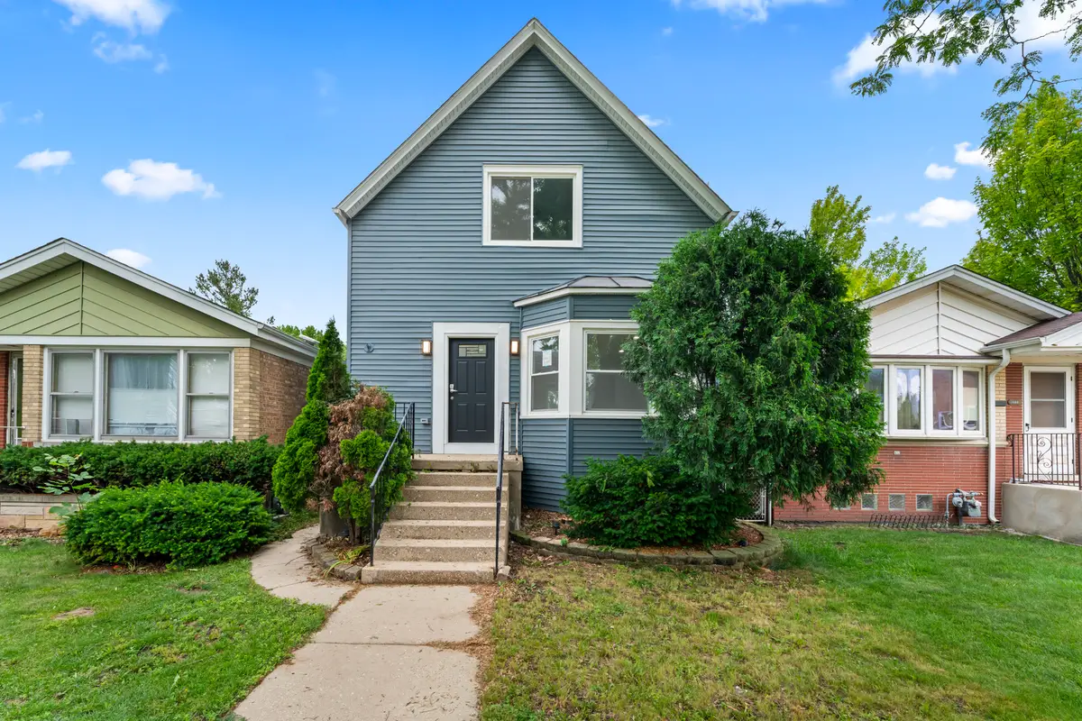 3002 Wesley Avenue, Berwyn, IL 60402 - Image #1