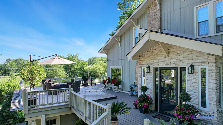 Address Withheld By Seller, Barrington, IL 60010 - Image #2