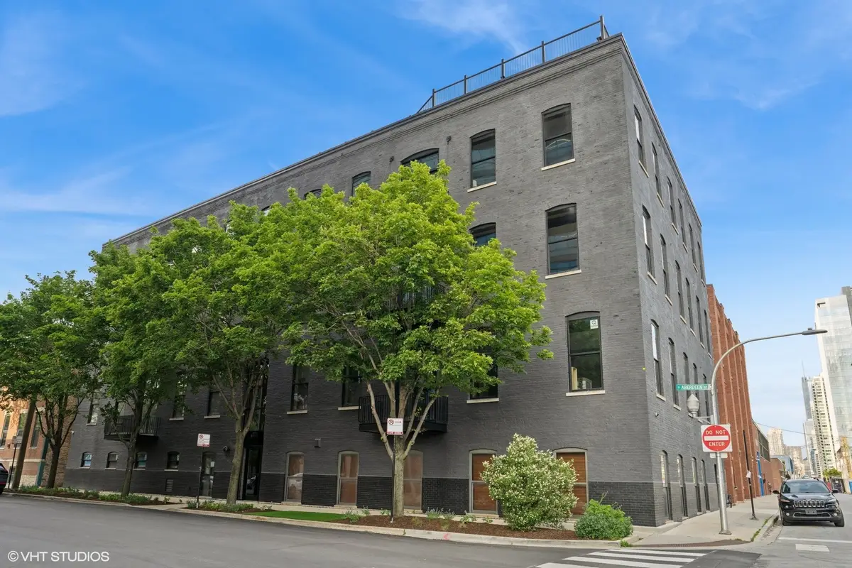 401 N Aberdeen Street #3N, Chicago, IL 60642 - Image #1