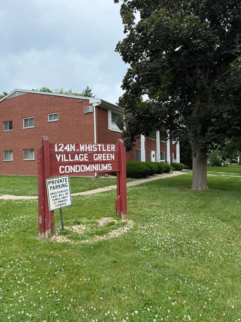 124 N Whistler A-7 Avenue, Freeport, IL 61032 - Image #2