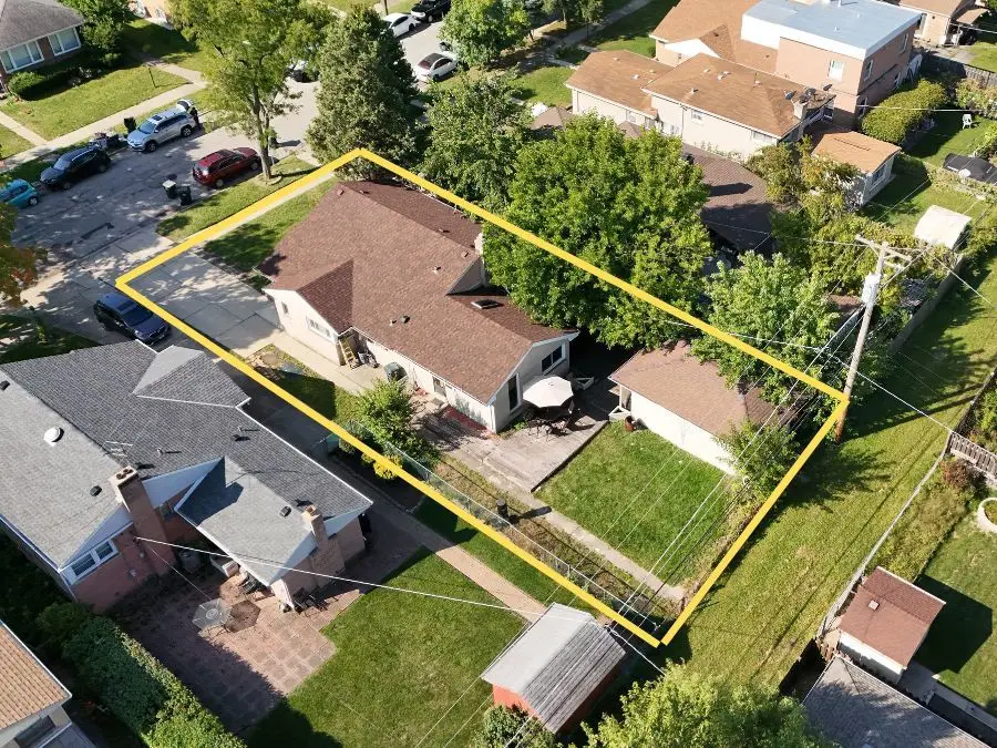 3814 W Sherwin Avenue, Lincolnwood, IL 60712 - Image #2