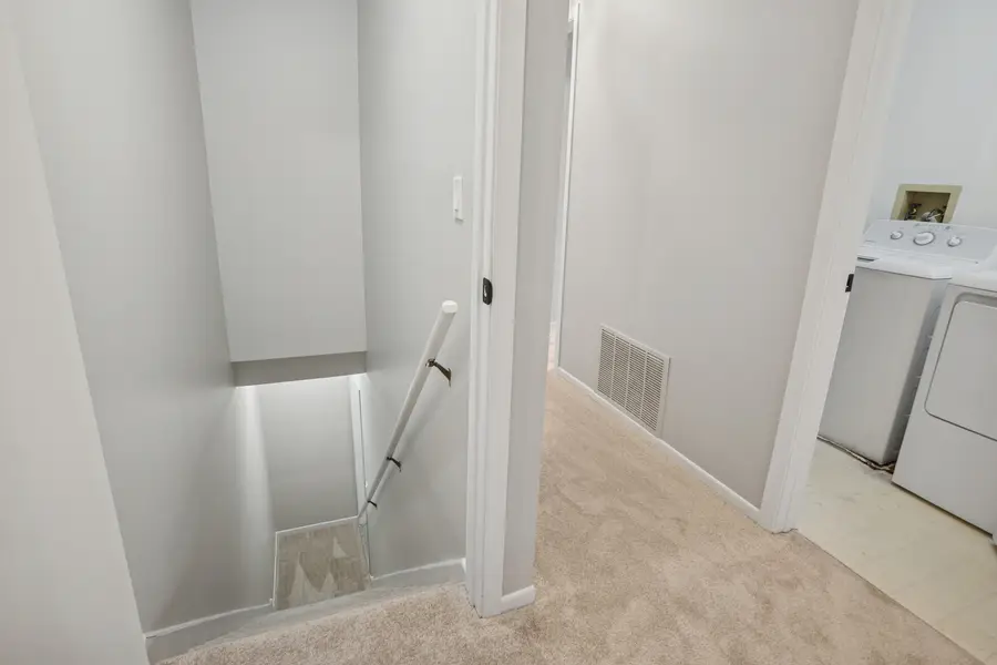 1975 Windsong Drive, Schaumburg, IL 60194 - Image #3