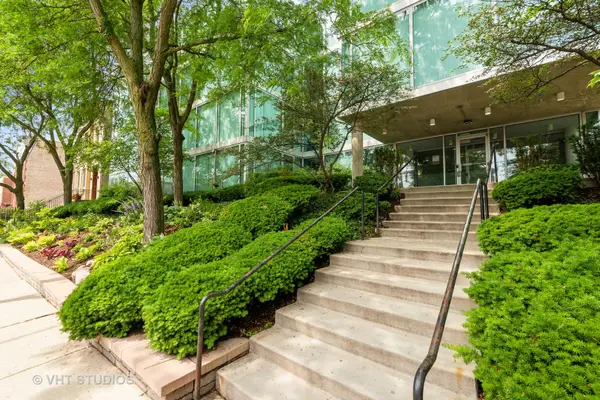 3120 S Indiana Avenue #206, Chicago, IL 60616