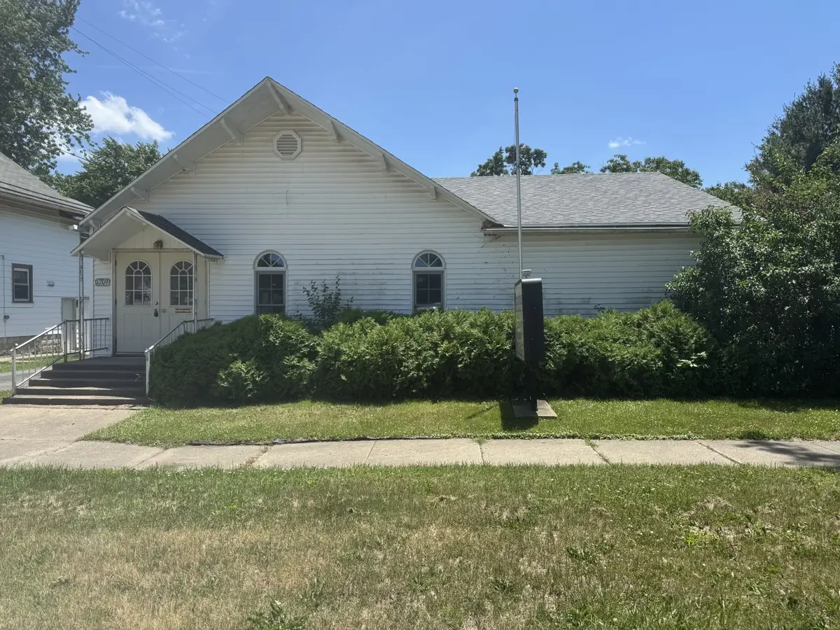 1209 6th Street, Mendota, IL 61342 - Image #1