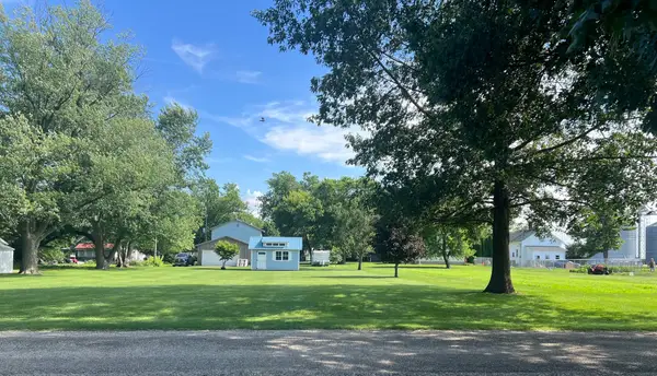 230-005 Wayne Street, Leroy, IL 61752