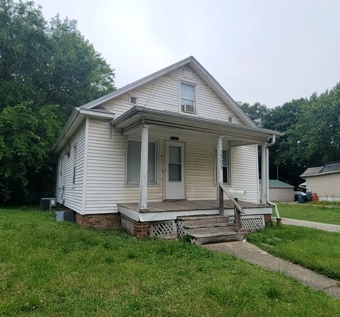 1305 N Neil Street, Champaign, IL 61820 - Image #1