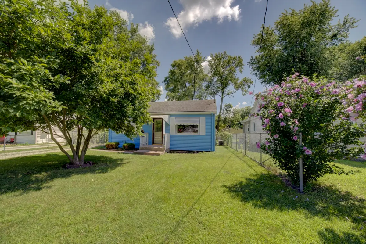 525 E Hickory Street, Watseka, IL 60970 - Image #1