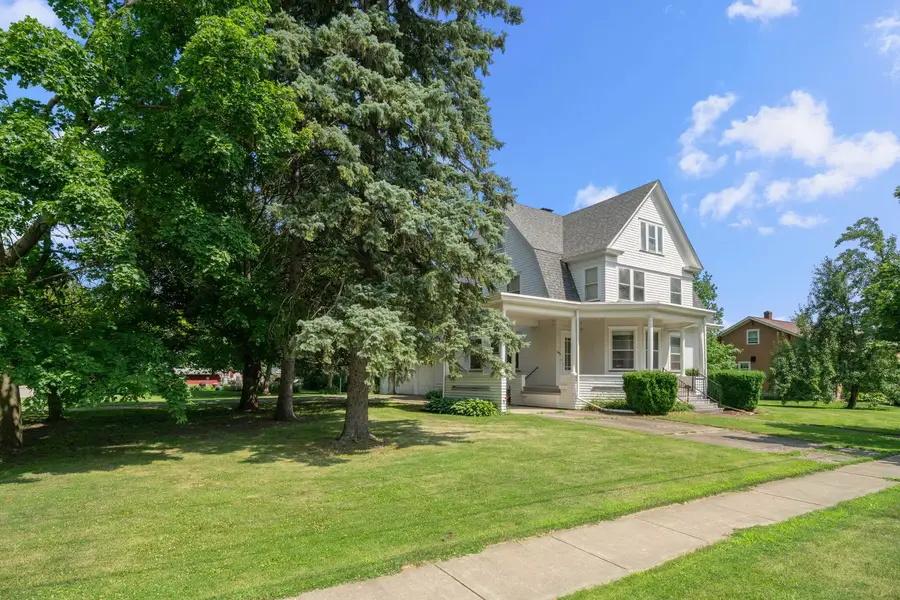 205 S Gage Street, Somonauk, IL 60552 - Image #2