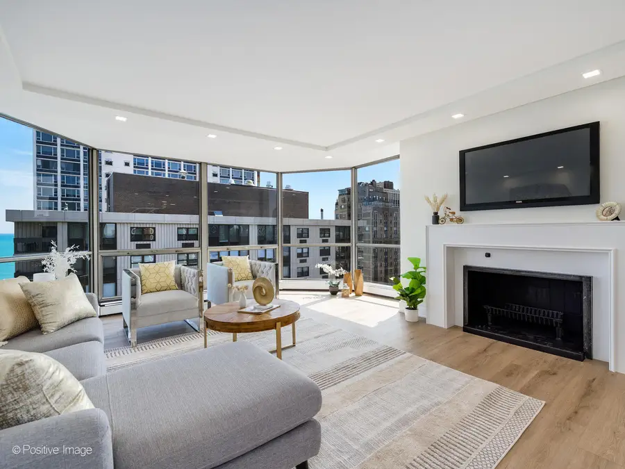 1310 N Ritchie Court #27C, Chicago, IL 60610 - Image #3